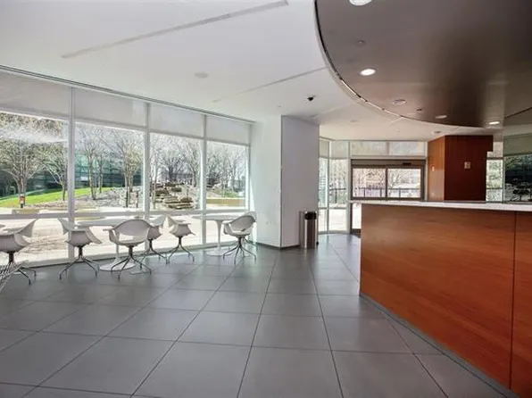 77 Hudson Street image 20 of 21