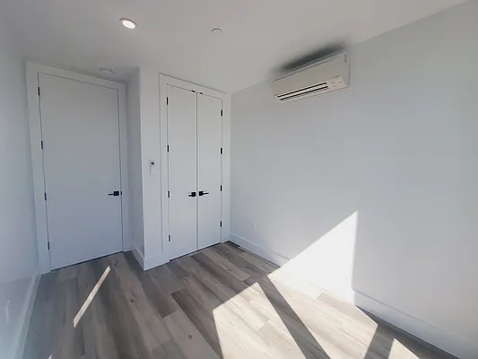 Rented by Corcoran | media 17