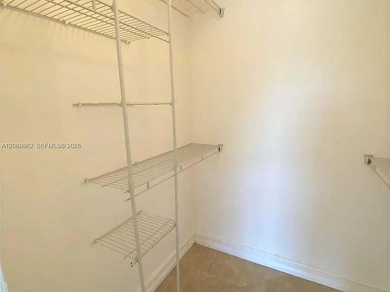 2761 Taft St #405 — Photo 13