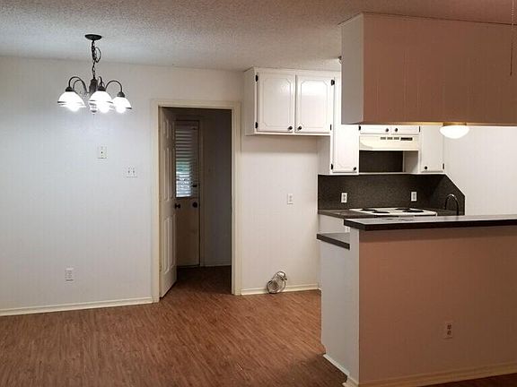 3rd image of 10711 Washita Dr