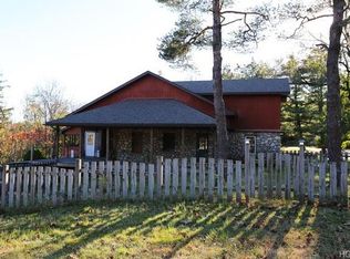 140 Pickles Rd, Bloomingburg, NY 12721