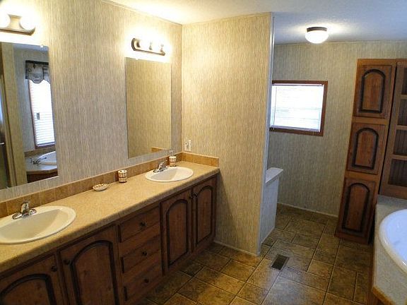 Big bathroom
