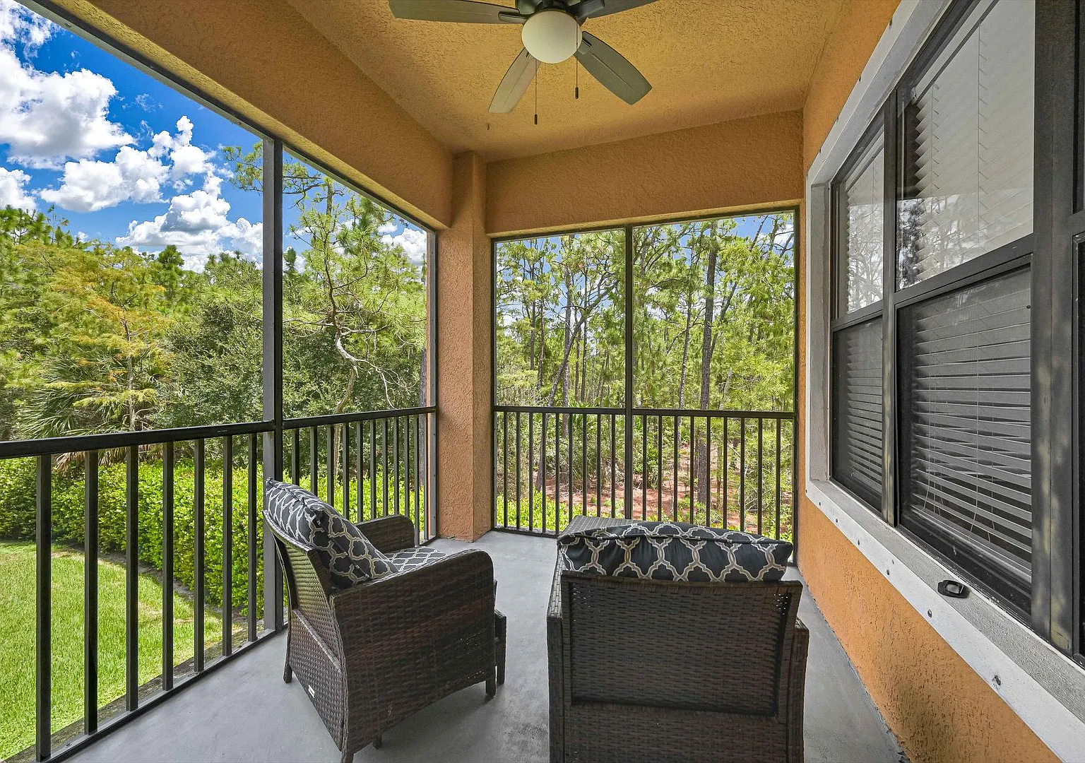 1244 Carpazi Ct — Photo 3