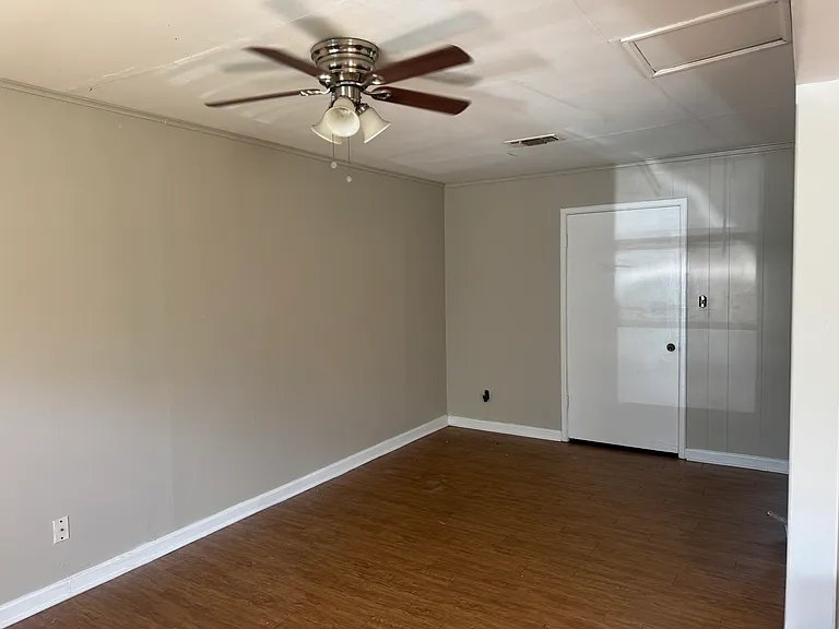 118 Ponder Ave — Photo 2
