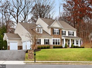 1303 Scotts Run Rd, Mc Lean, VA 22102