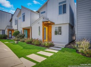 330 Clay St UNIT 15, San Antonio, TX 78204
