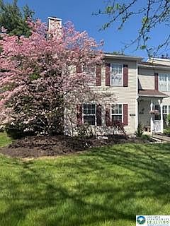 2nd image of 1607 Briarwood Ln #A