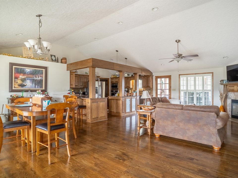 13th image of this home