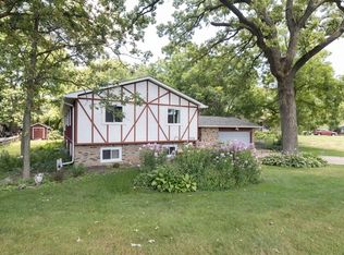 7406 Marlboro Rd, Crystal Lake, IL 60012