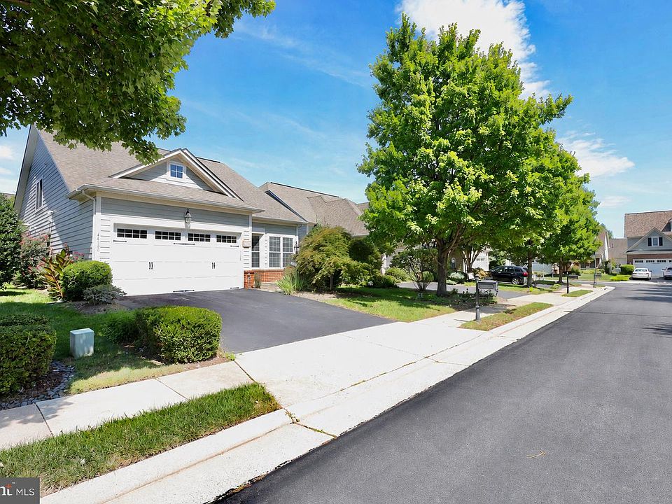 1st image of 44382 Cedar Heights Dr