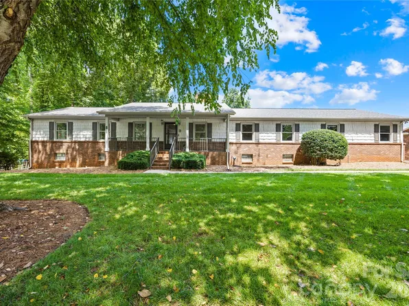 3960 Burton Ln, Denver, NC 28037