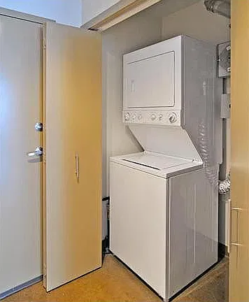 135 13th Ave SW #1510 — Photo 14