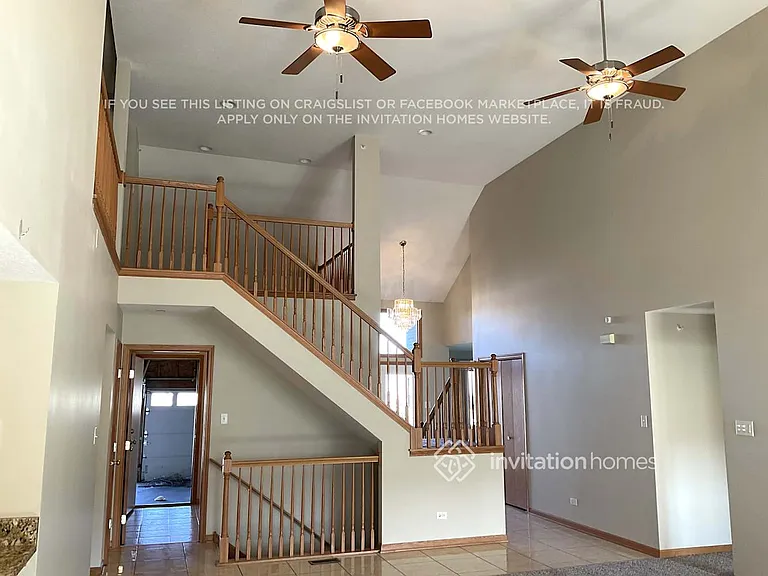 1021 Amlin Ter — Photo 2