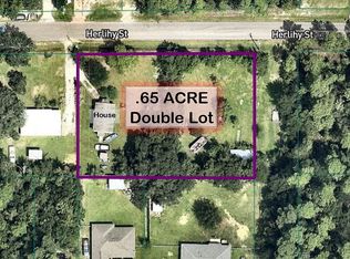 907 Herlihy St, Waveland, MS 39576