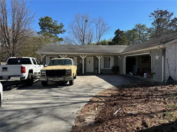 2408 Three Bars Dr, Snellville, GA 30078
