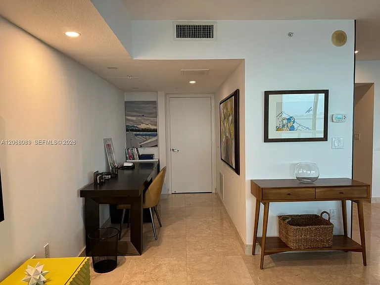 1800 N Bayshore Dr #1609 — Photo 18