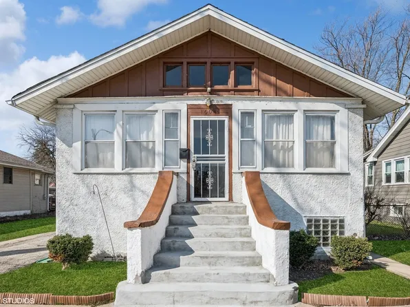 1604 S 17th Ave, Maywood, IL 60153