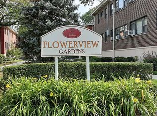 91 Tulip Ave #ELM-GL2, Floral Park, NY 11001