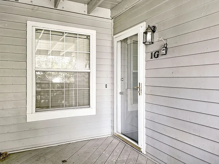 1601 W Swallow Rd #1G — Photo 7
