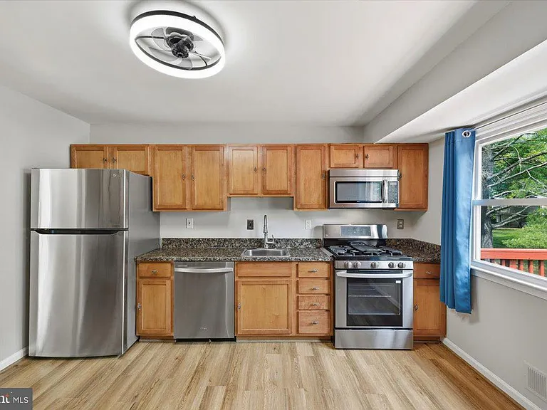 11603 Butlers Branch Rd — Photo 9