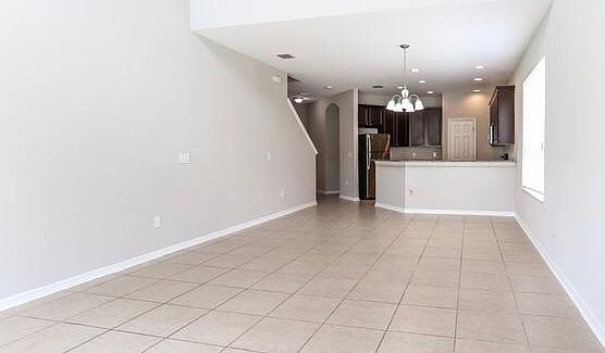 3rd image of 752 Forest Mere Dr