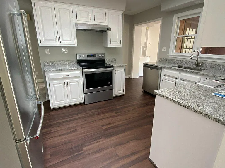 521 Beulah Rd NE — Photo 20
