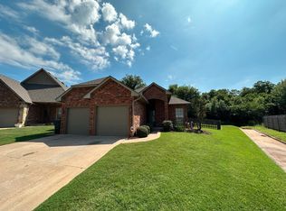 1345 Cedar Creek Dr, Norman, OK 73071