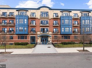 401 13th St NE APT 313, Washington, DC 20002