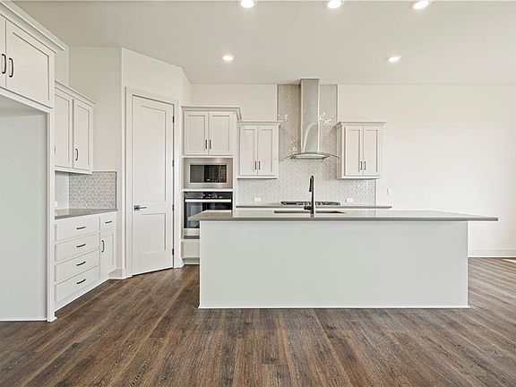 6th image of this home