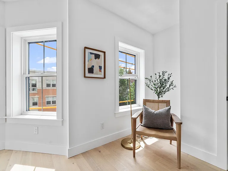 208 Spencer Ave #7 — Photo 19