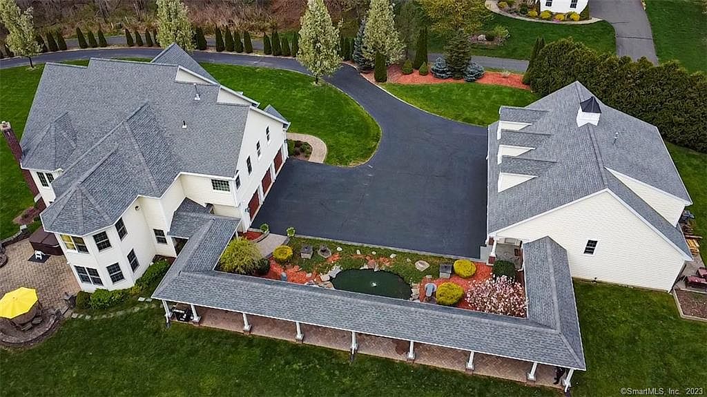 1356 Spruce St, Suffield, CT 06078 Zillow