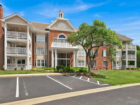 208 Ambridge Ct APT 106, Chesterfield, MO 63017