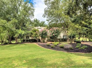 2925 Summershade Ln, Knoxville, TN 37922