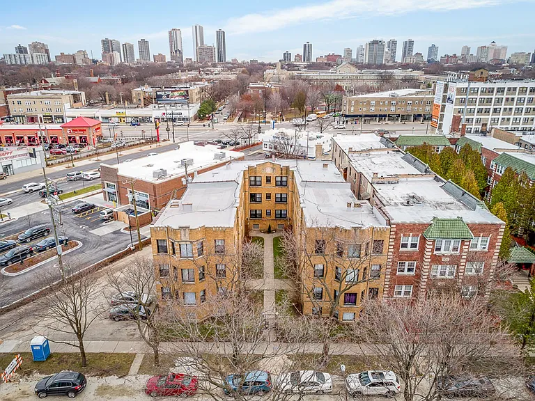 5941-51 N. Paulina — Photo 4