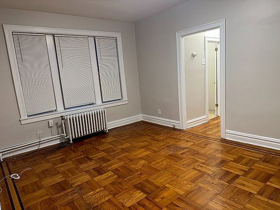 4th image of 115 Fairview Ave #23A