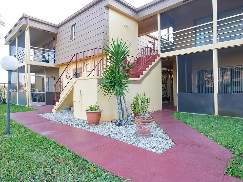 8900 NW 38th Dr #7