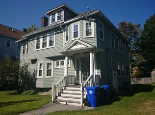 671 Hammond St #1, Chestnut Hill, MA 02467