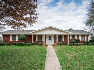 501 W Brookwood Ln, White Oak, TX 75693