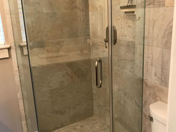Frameless Glass Shower