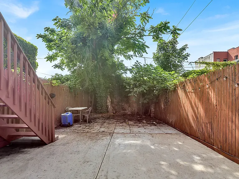28 Roosevelt Pl #2 — Photo 7
