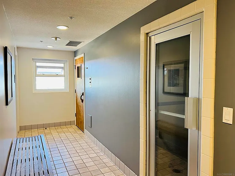 850 Beech St #704 — Photo 28