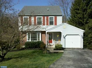 1321 Pine Cir, Downingtown, PA 19335