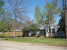 1st image of 1209 Melrose Dr