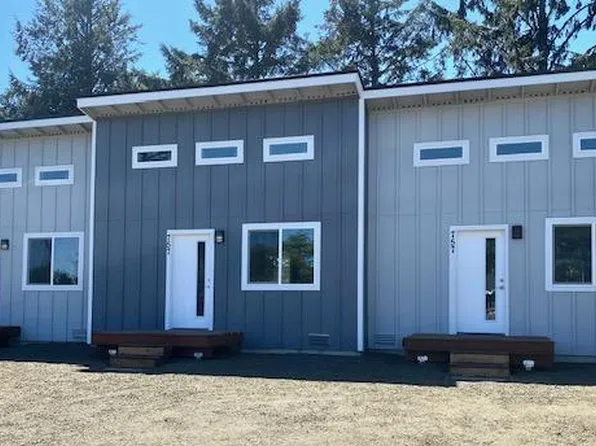 757 Point Brown Ave SW, Ocean Shores, WA 98569