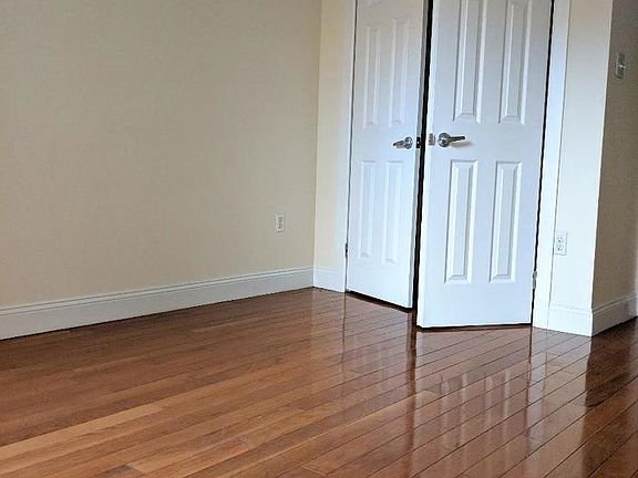5th image of 556 W 141st St APT 4A