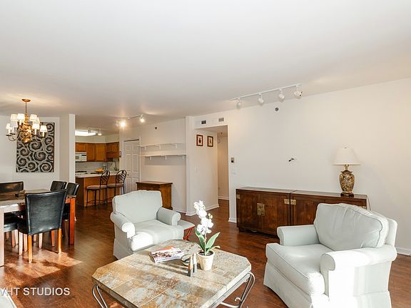 5th image of 1700 2nd St APT 204