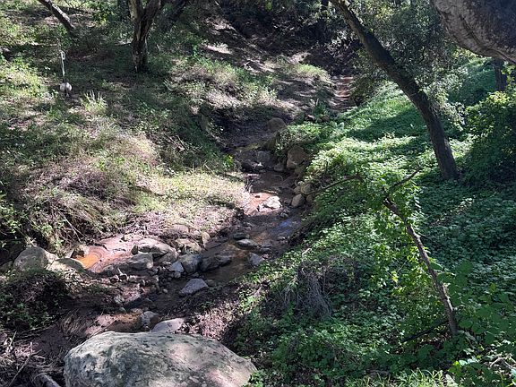2nd image of 800 Toro Canyon Rd