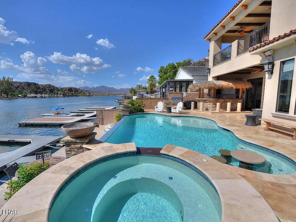 1st image of 9396 Riverside Dr