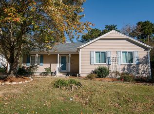 5821 Iris Lake Ct, Raleigh, NC 27604