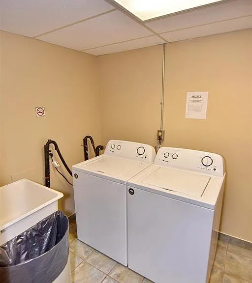 380 Pelissier St #904 — Photo 39